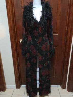 "Thorned Morte" Velvet Duster W/ Dramatic Faux Fur Collar And Cuffs